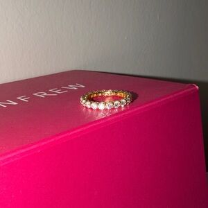 Elegant Gold and Silver Women's Ring